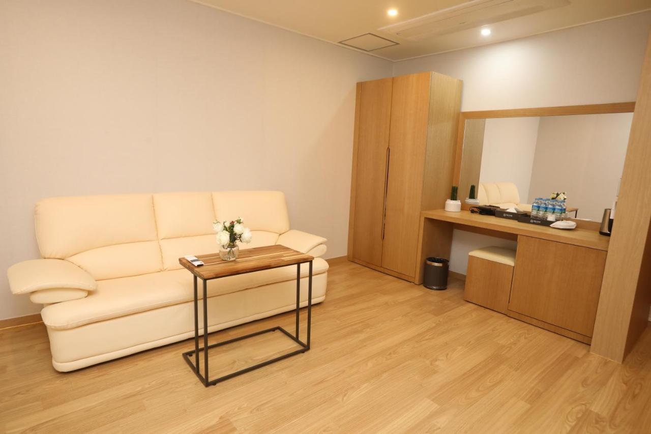 Daedunsan Hotel Wanju Экстерьер фото