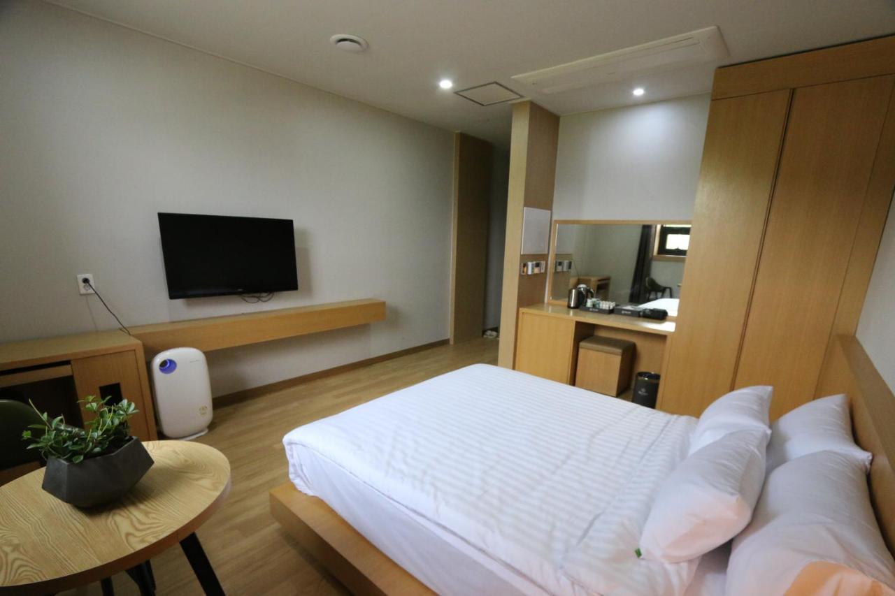 Daedunsan Hotel Wanju Экстерьер фото